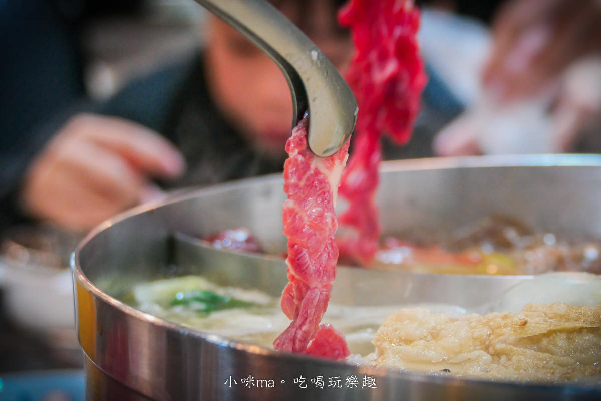 【台南火鍋】牛五蔵-肉鍋 x 塩ホルモン|2022、2023米其林指南推薦,現切溫體牛火鍋,劉家莊二代火鍋概念店,台南美食 - 第26張圖 【台南火鍋】牛五蔵-肉鍋 x 塩ホルモン|2022、2023米其林指南推薦,現切溫體牛火鍋,劉家莊二代火鍋概念店,台南美食