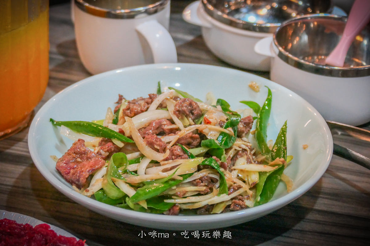 【台南火鍋】牛五蔵-肉鍋 x 塩ホルモン|2022、2023米其林指南推薦,現切溫體牛火鍋,劉家莊二代火鍋概念店,台南美食 - 第31張圖 【台南火鍋】牛五蔵-肉鍋 x 塩ホルモン|2022、2023米其林指南推薦,現切溫體牛火鍋,劉家莊二代火鍋概念店,台南美食