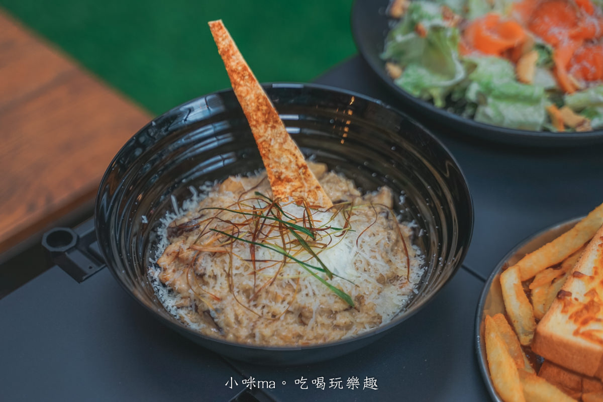【國父紀念館美食】本質煮藝 Born to EAT｜女孩們衝起來！絕美綠洲仙人掌露營風餐廳，舒芙蕾配上百香果，怎麼這麼搭！