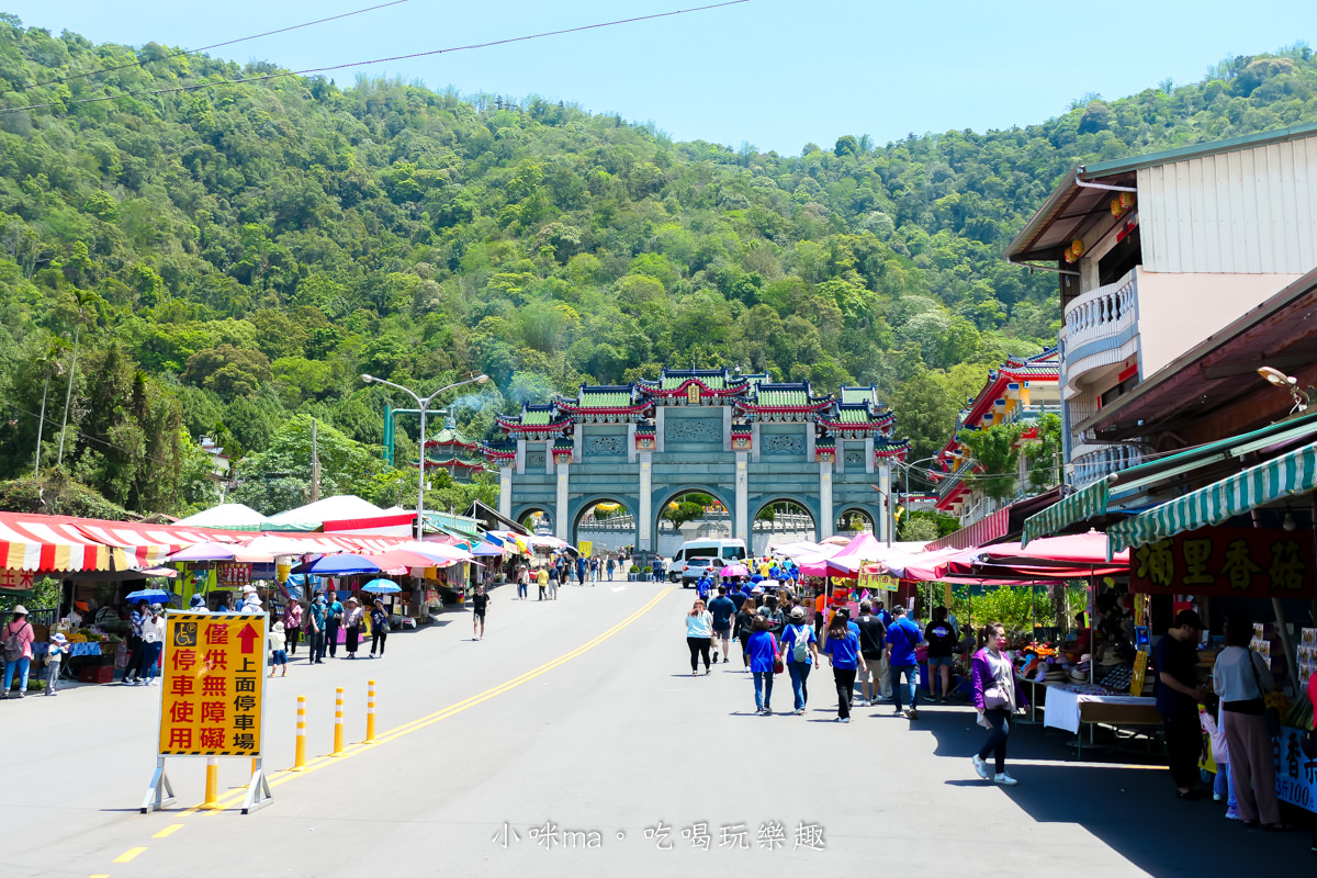 【南投景點】寶湖宮天地堂地母廟|台版青瓦台,埔里最壯觀的廟宇!風靡ig打卡熱點 - 第5張圖 【南投景點】寶湖宮天地堂地母廟|台版青瓦台,埔里最壯觀的廟宇!風靡ig打卡熱點