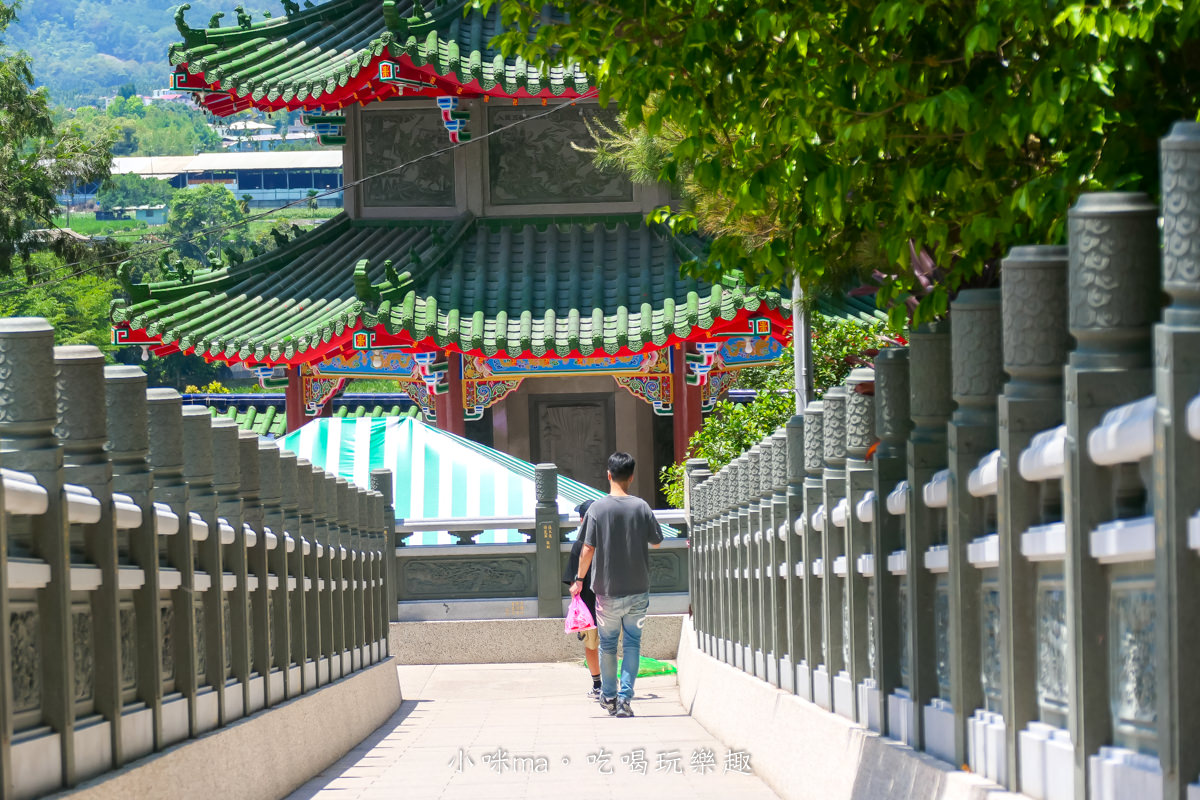 【南投景點】寶湖宮天地堂地母廟|台版青瓦台,埔里最壯觀的廟宇!風靡ig打卡熱點 - 第23張圖 【南投景點】寶湖宮天地堂地母廟|台版青瓦台,埔里最壯觀的廟宇!風靡ig打卡熱點