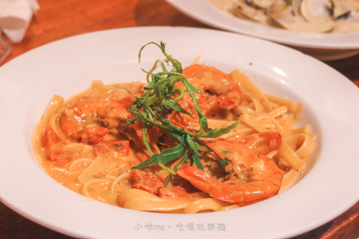【內湖聚餐推薦】淬義 Pizzeria & Trattoria Tre｜主推正統拿坡里手工披薩，連外國人都覺得好吃！內湖最好吃的義大利麵/包場服務