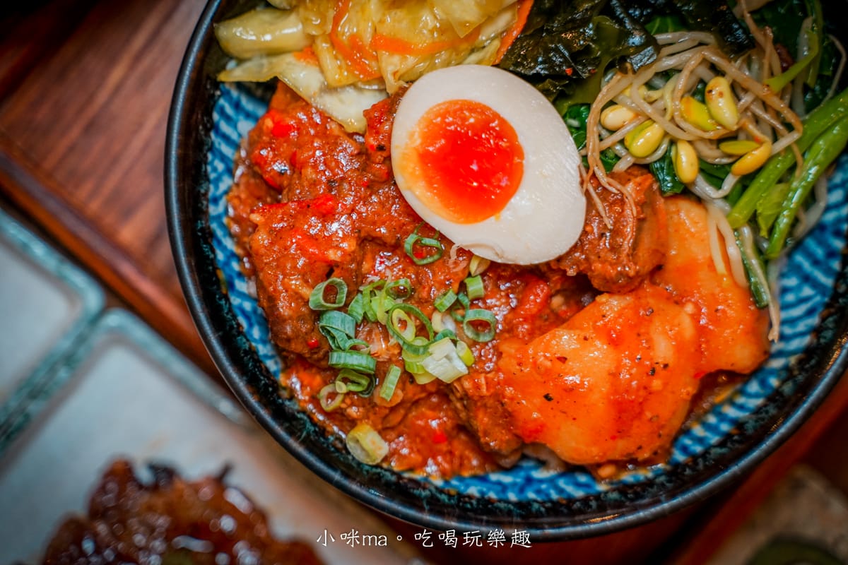 【信義區美食】肉叔叔燒肉飯|大份量燒肉飯吃起來!肉片鋪滿滿,內用味噌湯免費喝到飽,北醫美食推薦 - 第14張圖 【信義區美食】肉叔叔燒肉飯|大份量燒肉飯吃起來!肉片鋪滿滿,內用味噌湯免費喝到飽,北醫美食推薦