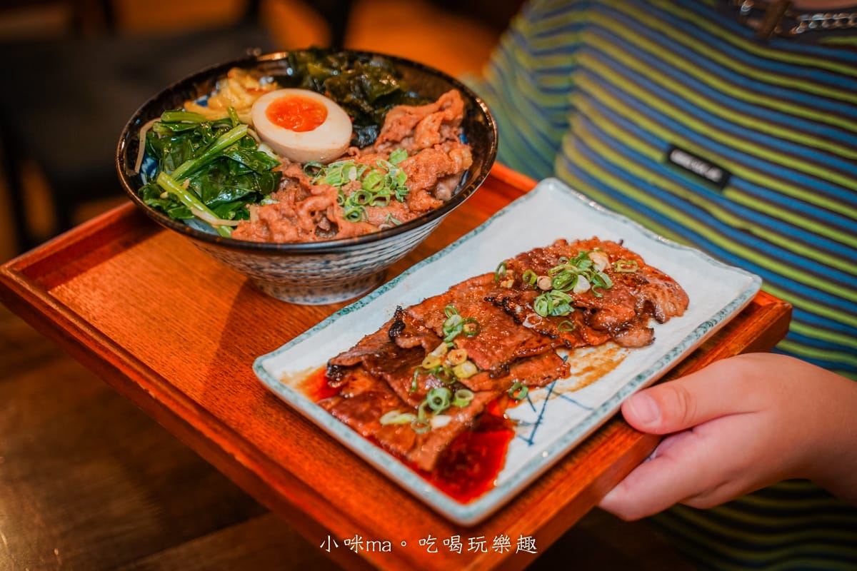 【信義區美食】肉叔叔燒肉飯|大份量燒肉飯吃起來!肉片鋪滿滿,內用味噌湯免費喝到飽,北醫美食推薦 - 第1張圖 【信義區美食】肉叔叔燒肉飯|大份量燒肉飯吃起來!肉片鋪滿滿,內用味噌湯免費喝到飽,北醫美食推薦