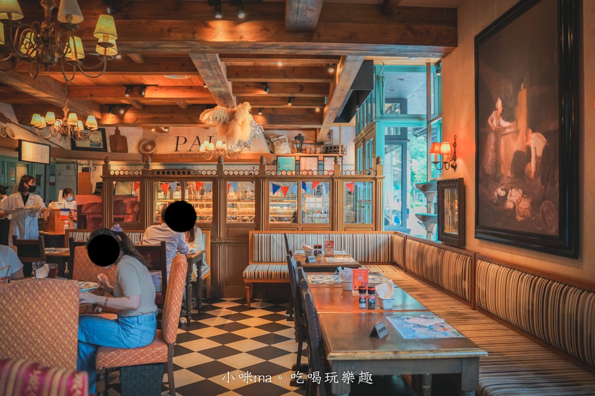 【東區美食】PAUL法國麵包甜點沙龍 台北仁愛店|彷彿巴黎街頭旁的法式小餐館,美味料理加上超人氣草莓千層派,來場慵懶的法式饗宴,捷運忠孝敦化站 - 第4張圖 【東區美食】PAUL法國麵包甜點沙龍 台北仁愛店|彷彿巴黎街頭旁的法式小餐館,美味料理加上超人氣草莓千層派,來場慵懶的法式饗宴,捷運忠孝敦化站
