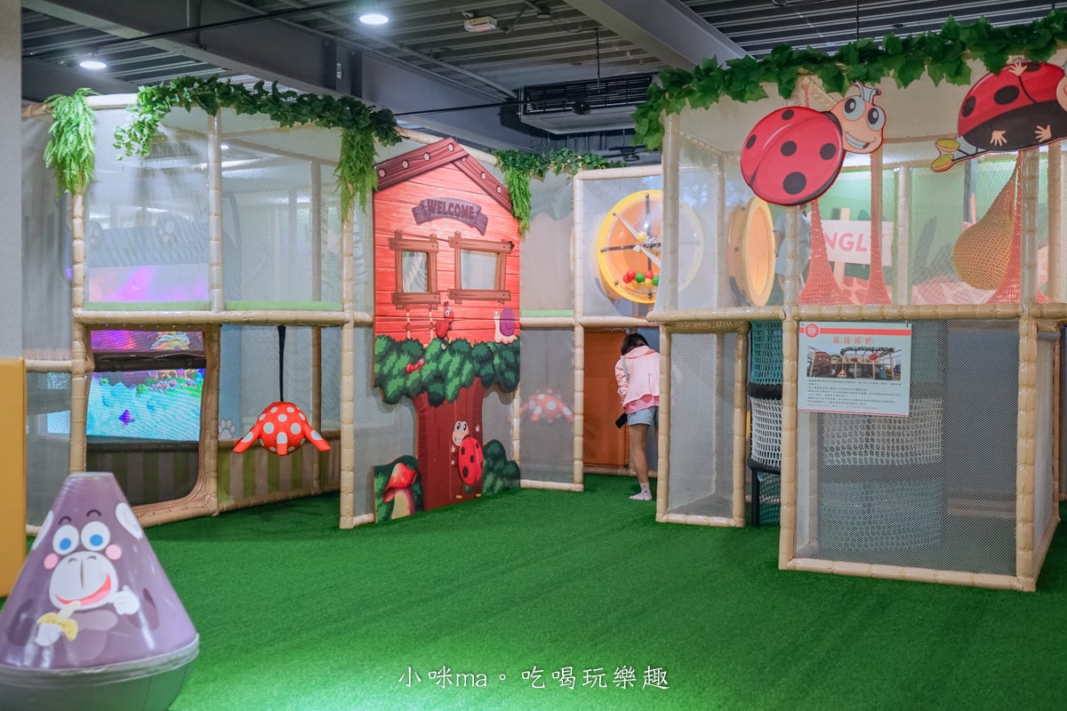 【南投美食】魯魯札札咖啡親子館｜日月潭最棒的親子餐廳，電動車、體能系列、球池玩不膩，餐點也爆好吃，日月潭美食