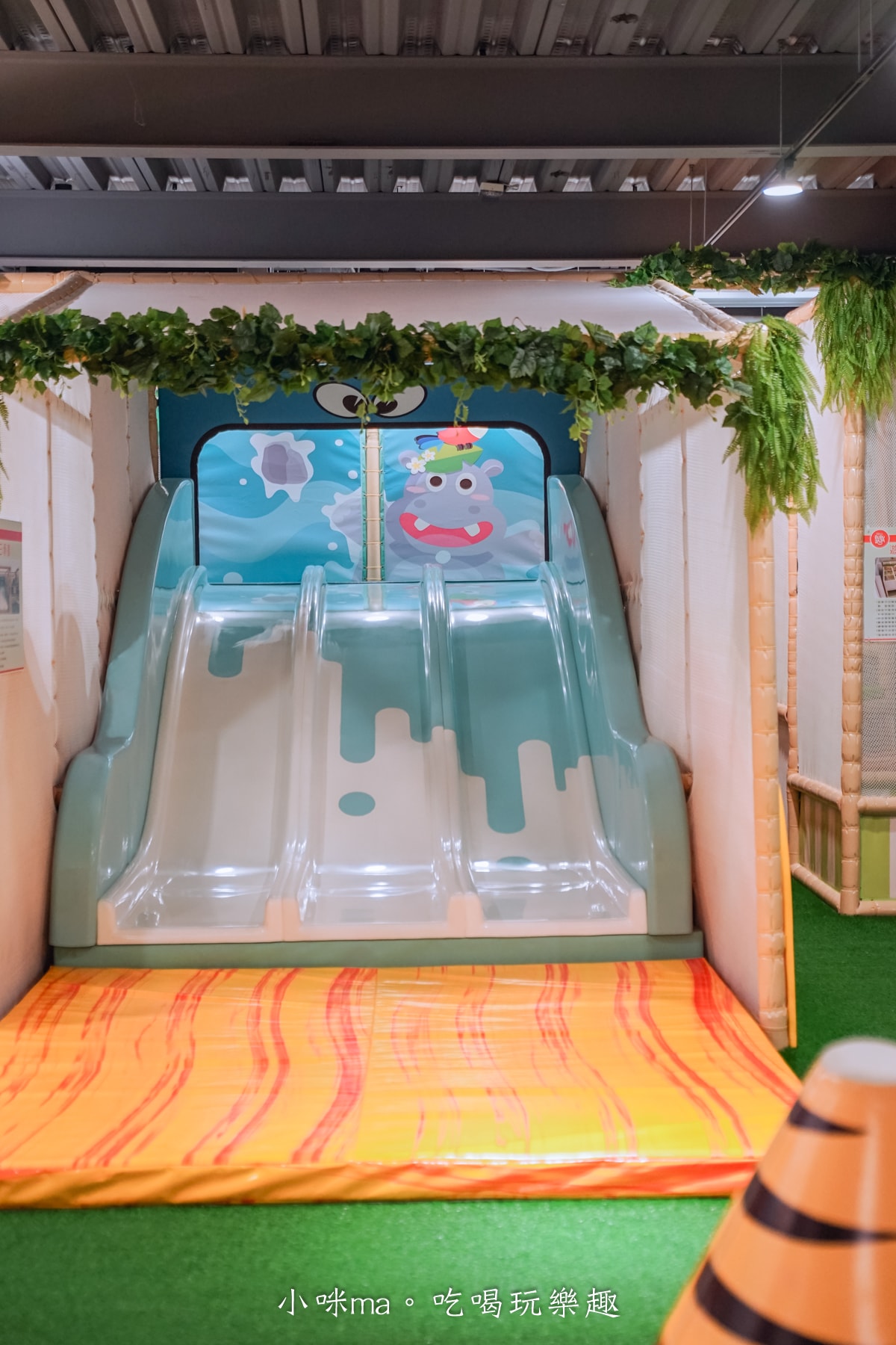【南投美食】魯魯札札咖啡親子館｜日月潭最棒的親子餐廳，電動車、體能系列、球池玩不膩，餐點也爆好吃，日月潭美食