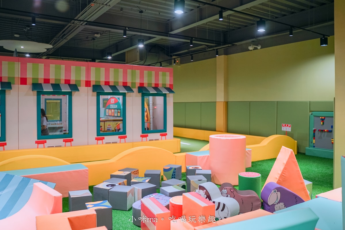 【南投美食】魯魯札札咖啡親子館｜日月潭最棒的親子餐廳，電動車、體能系列、球池玩不膩，餐點也爆好吃，日月潭美食