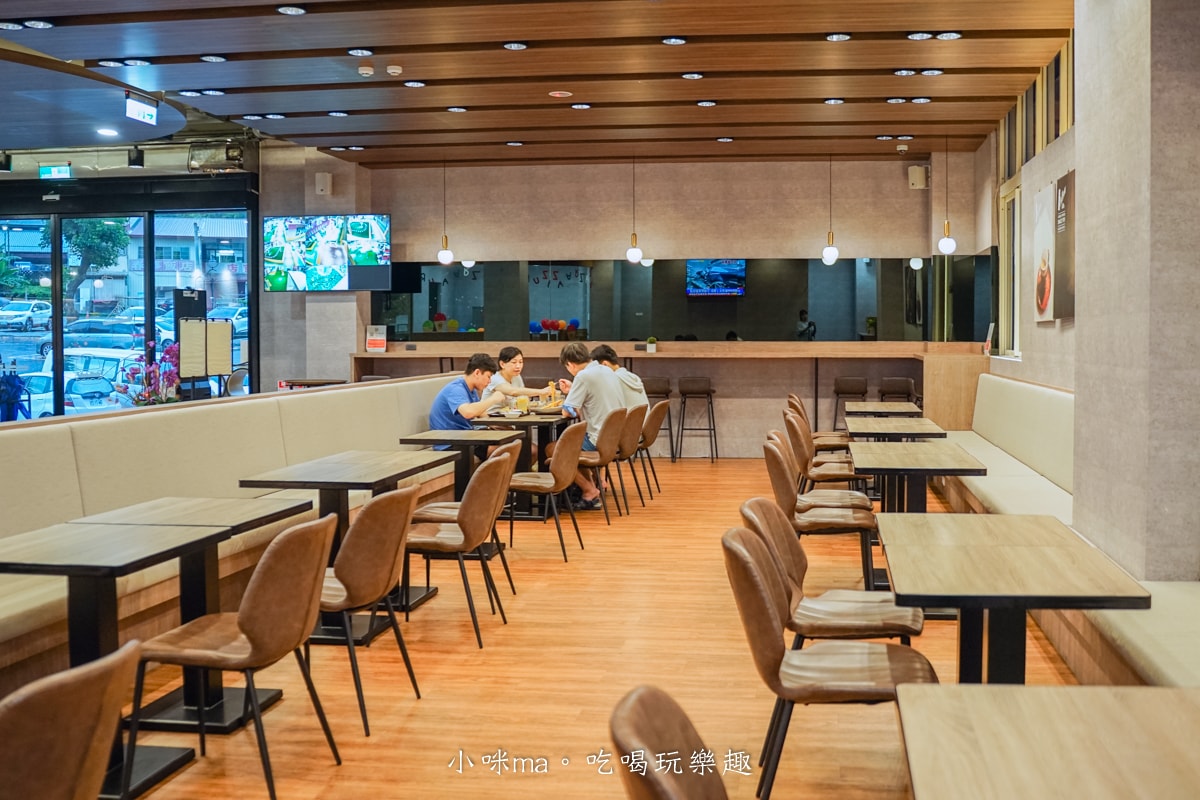 【南投美食】魯魯札札咖啡親子館｜日月潭最棒的親子餐廳，電動車、體能系列、球池玩不膩，餐點也爆好吃，日月潭美食