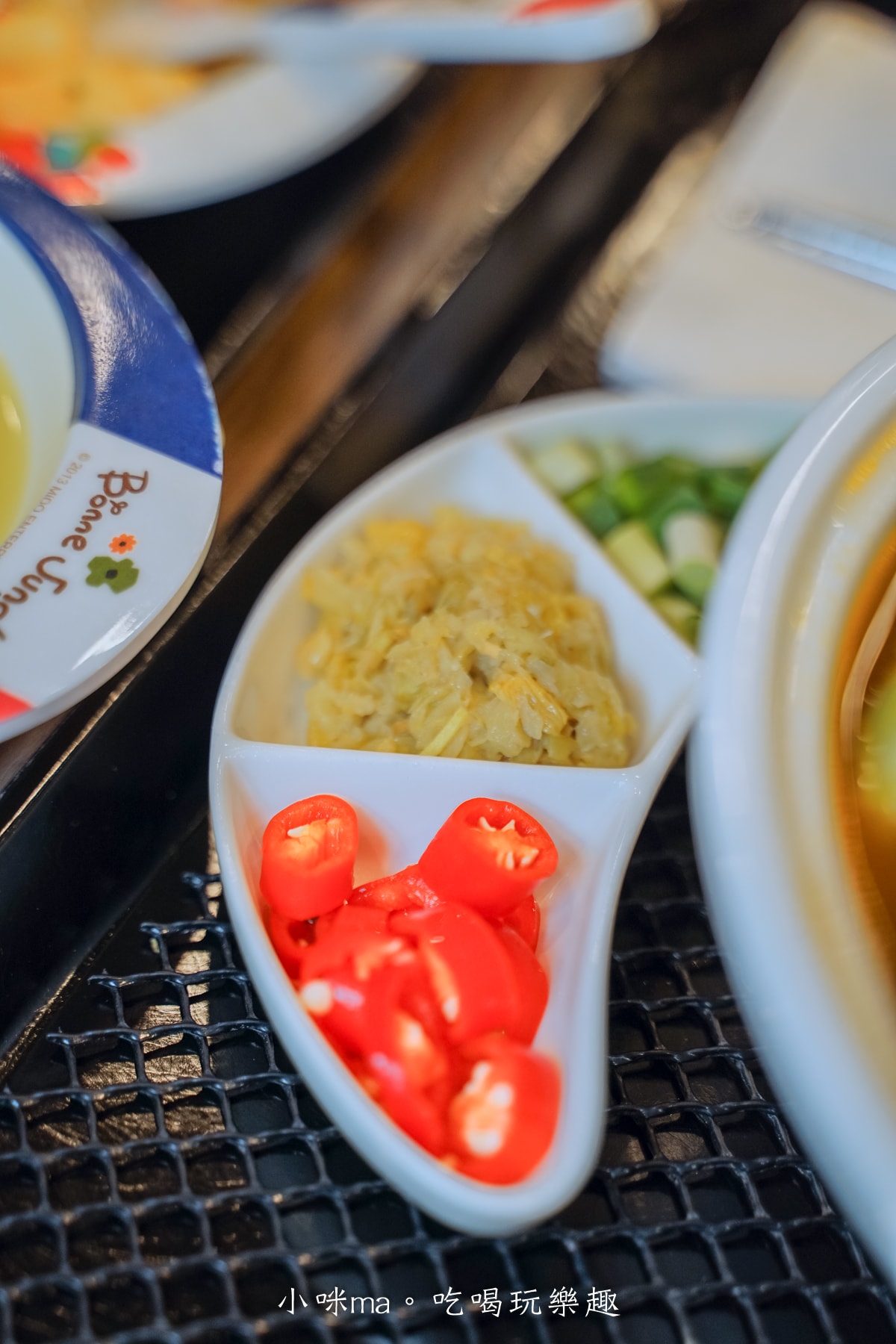 【南投美食】魯魯札札咖啡親子館｜日月潭最棒的親子餐廳，電動車、體能系列、球池玩不膩，餐點也爆好吃，日月潭美食