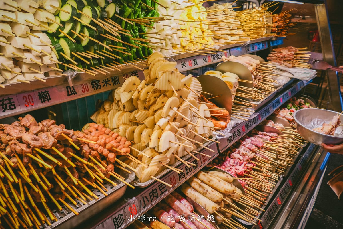 【東區美食】品都串燒攤-忠孝店|台北東區超強不限時串燒,銅板價、炭火直烤,365天都要排隊,台北宵夜推薦 - 第6張圖 【東區美食】品都串燒攤-忠孝店|台北東區超強不限時串燒,銅板價、炭火直烤,365天都要排隊,台北宵夜推薦