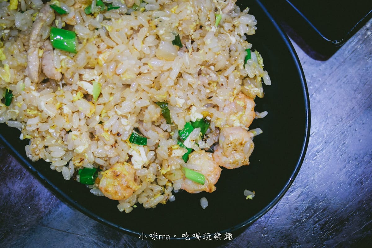 【澎湖美食】馬路益燒肉飯|老字號燒肉飯終於開店面了,小朋友才做選擇雙拼點起來,雞腿飯+辣菜脯有夠對味 - 第15張圖 【澎湖美食】馬路益燒肉飯|老字號燒肉飯終於開店面了,小朋友才做選擇雙拼點起來,雞腿飯+辣菜脯有夠對味