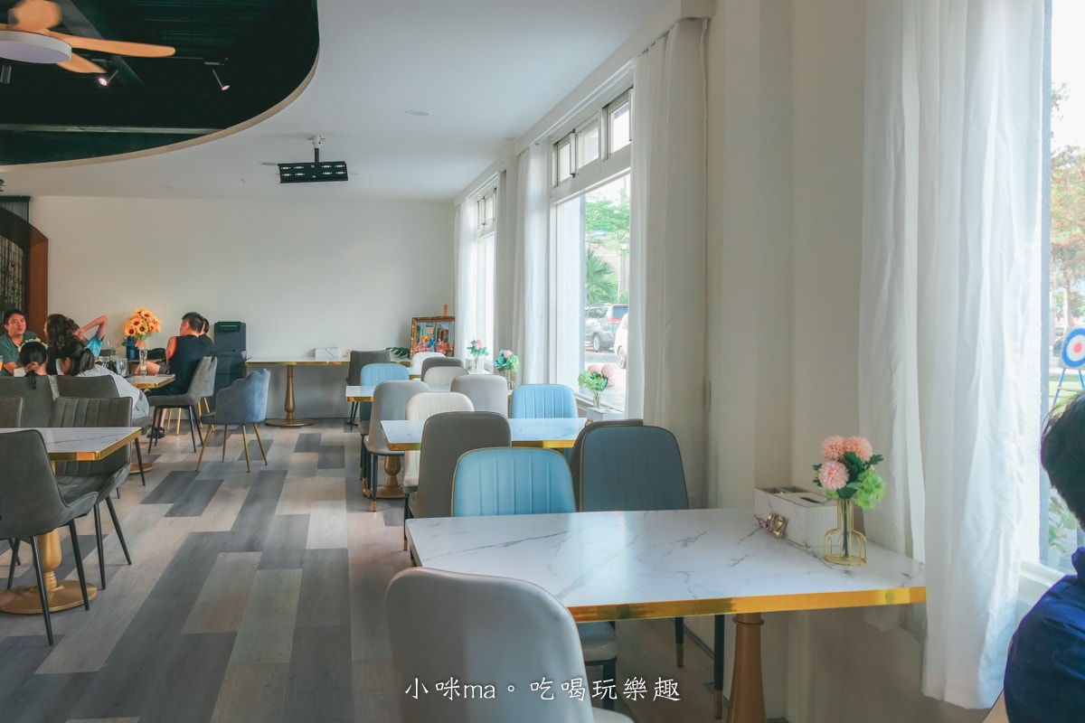 【礁溪住宿】白宮渡假勝地｜宜蘭最超值親子飯店，大型氣墊床、泳池、大草皮、電動車、大浴池通包啦，礁溪親子飯店 / 宜蘭包棟