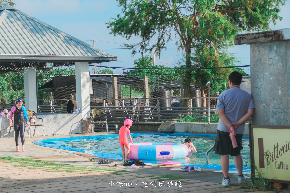 【礁溪住宿】白宮渡假勝地｜宜蘭最超值親子飯店，大型氣墊床、泳池、大草皮、電動車、大浴池通包啦，礁溪親子飯店 / 宜蘭包棟