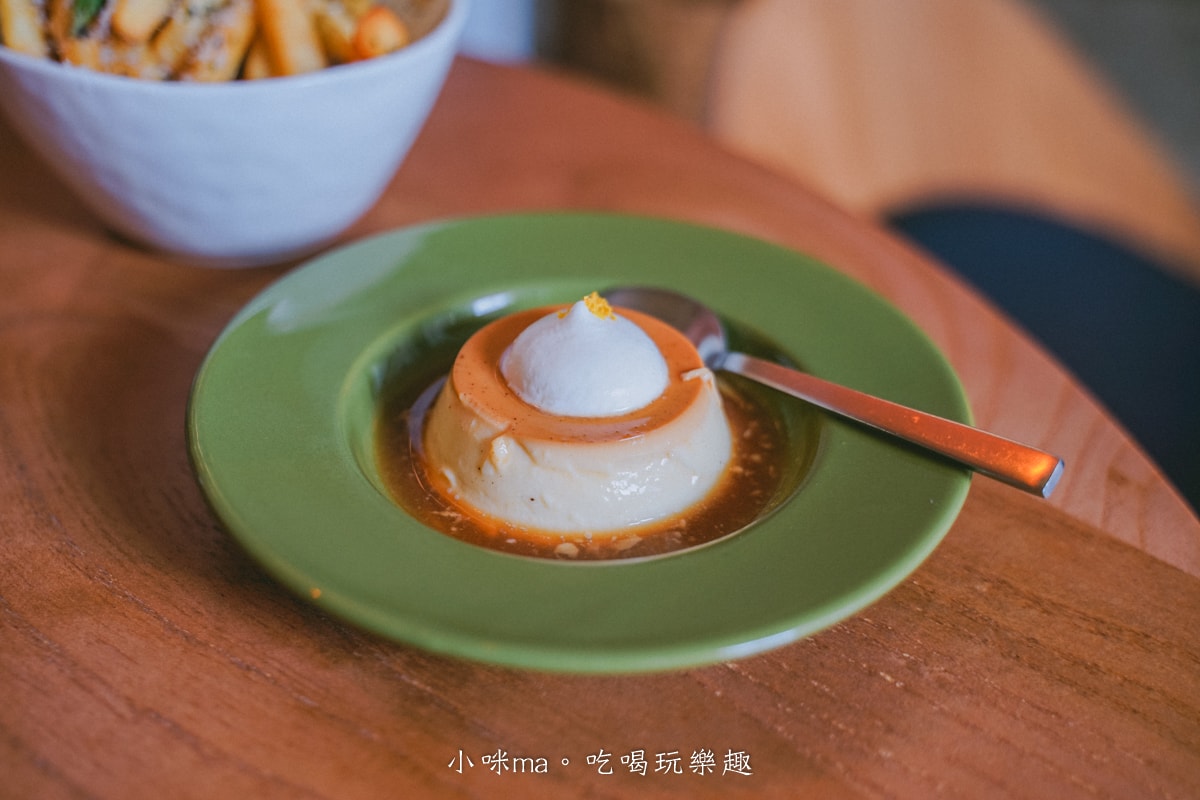 【中山咖啡廳】Sweet & Sour Life｜結合藝術 獨棟老屋翻新咖啡廳，每一層都有落地景觀窗，主食、甜點都很出色，捷運中山站