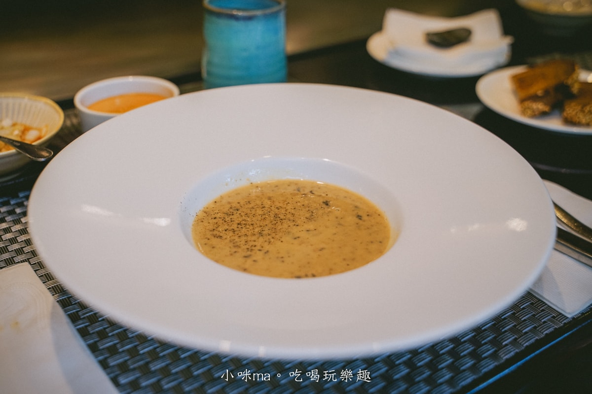 【士林鐵板燒】潼鐵板燒 至善店｜和牛搭配一整隻龍蝦，這個鐵板燒太威了，隱身森林當中，台北最美的鐵板燒餐廳，台北鐵板燒餐廳