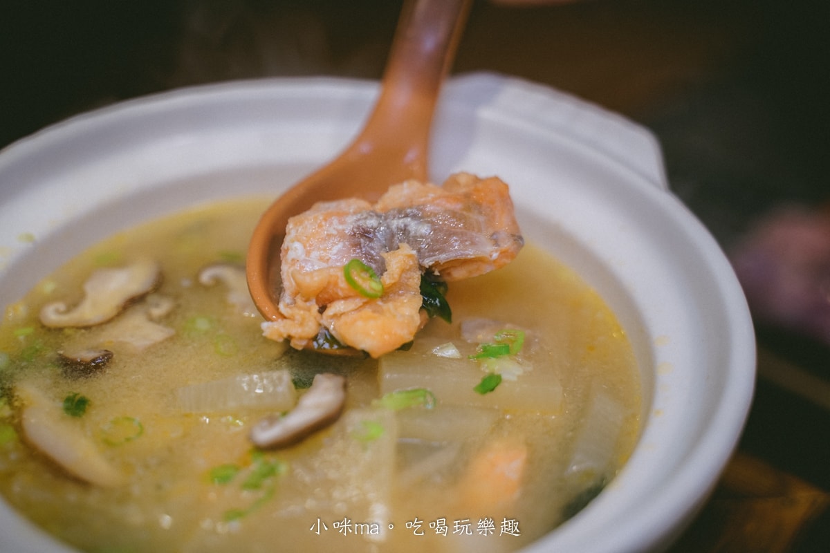【中山區居酒屋】一起烤串｜懶得烤嗎?! 自動烤串完全不用動手，只要動口開吃就好，各類海鮮、炸物通通點的到
