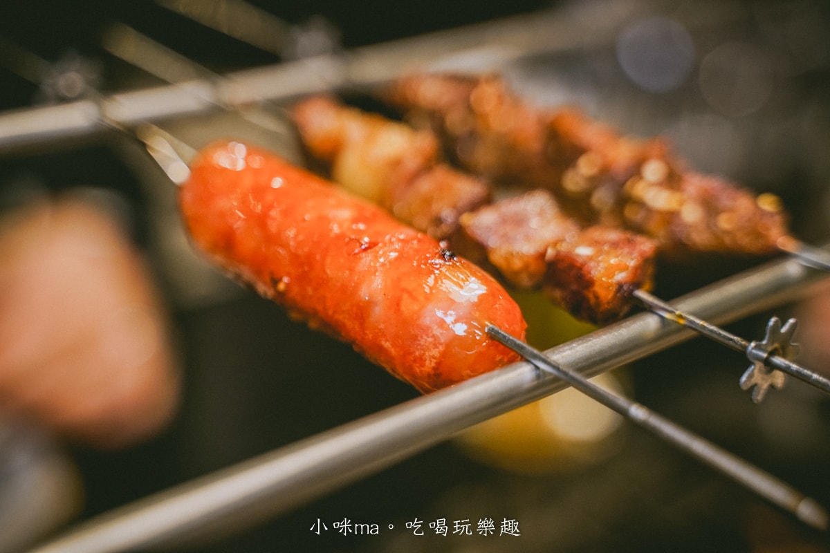 【中山區居酒屋】一起烤串｜懶得烤嗎?! 自動烤串完全不用動手，只要動口開吃就好，各類海鮮、炸物通通點的到