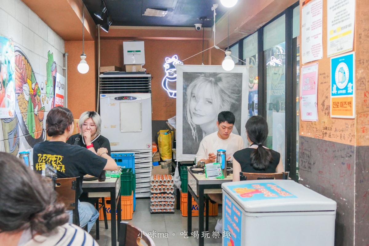 【釜山美食】金剛部隊鍋 西面樂天店|韓國泡麵、白飯通通免費吃到飽,CP值爆表耶 - 第5張圖 【釜山美食】金剛部隊鍋 西面樂天店|韓國泡麵、白飯通通免費吃到飽,CP值爆表耶