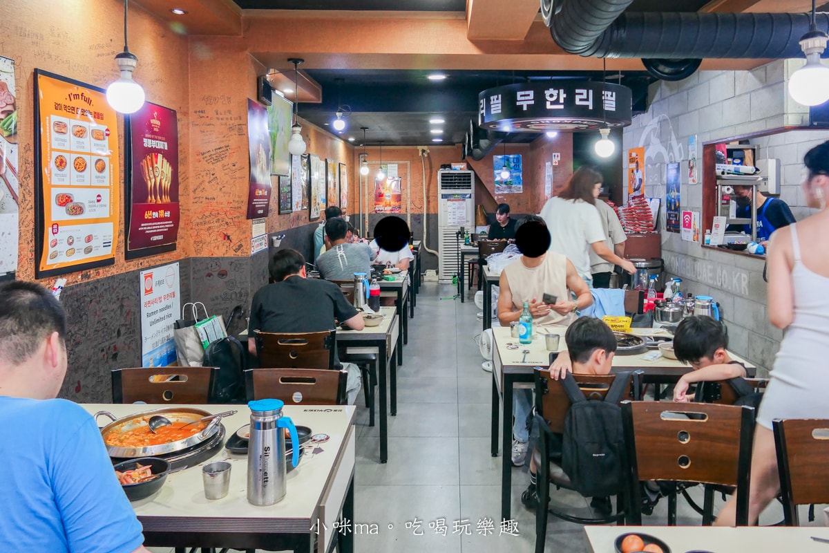 【釜山美食】金剛部隊鍋 西面樂天店|韓國泡麵、白飯通通免費吃到飽,CP值爆表耶 - 第4張圖 【釜山美食】金剛部隊鍋 西面樂天店|韓國泡麵、白飯通通免費吃到飽,CP值爆表耶