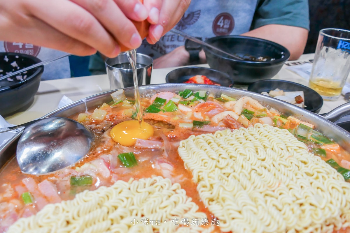 【釜山美食】金剛部隊鍋 西面樂天店|韓國泡麵、白飯通通免費吃到飽,CP值爆表耶 - 第20張圖 【釜山美食】金剛部隊鍋 西面樂天店|韓國泡麵、白飯通通免費吃到飽,CP值爆表耶