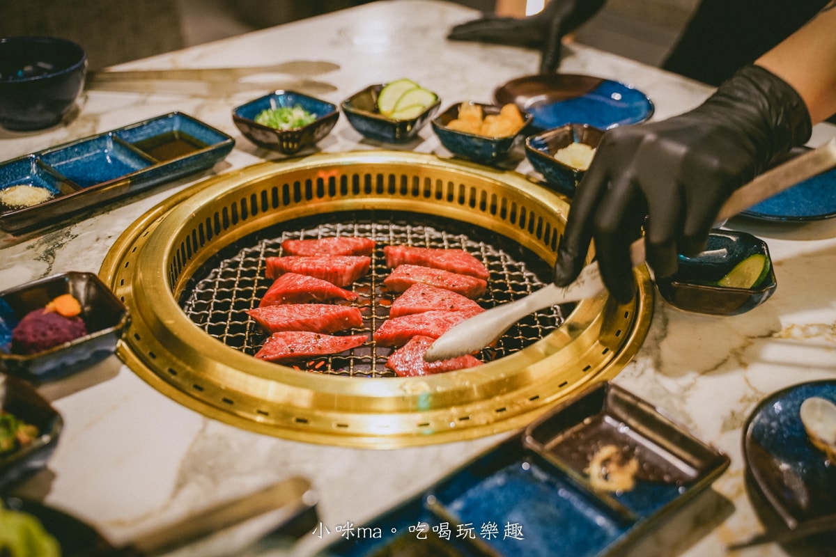 【台北燒肉】老井極上燒肉 台北信義店|台中超夯燒肉名店台北也吃的到啦,厚切牛舌給他吃起來~生日 / 聚會餐廳 - 第37張圖 【台北燒肉】老井極上燒肉 台北信義店|台中超夯燒肉名店台北也吃的到啦,厚切牛舌給他吃起來~生日 / 聚會餐廳