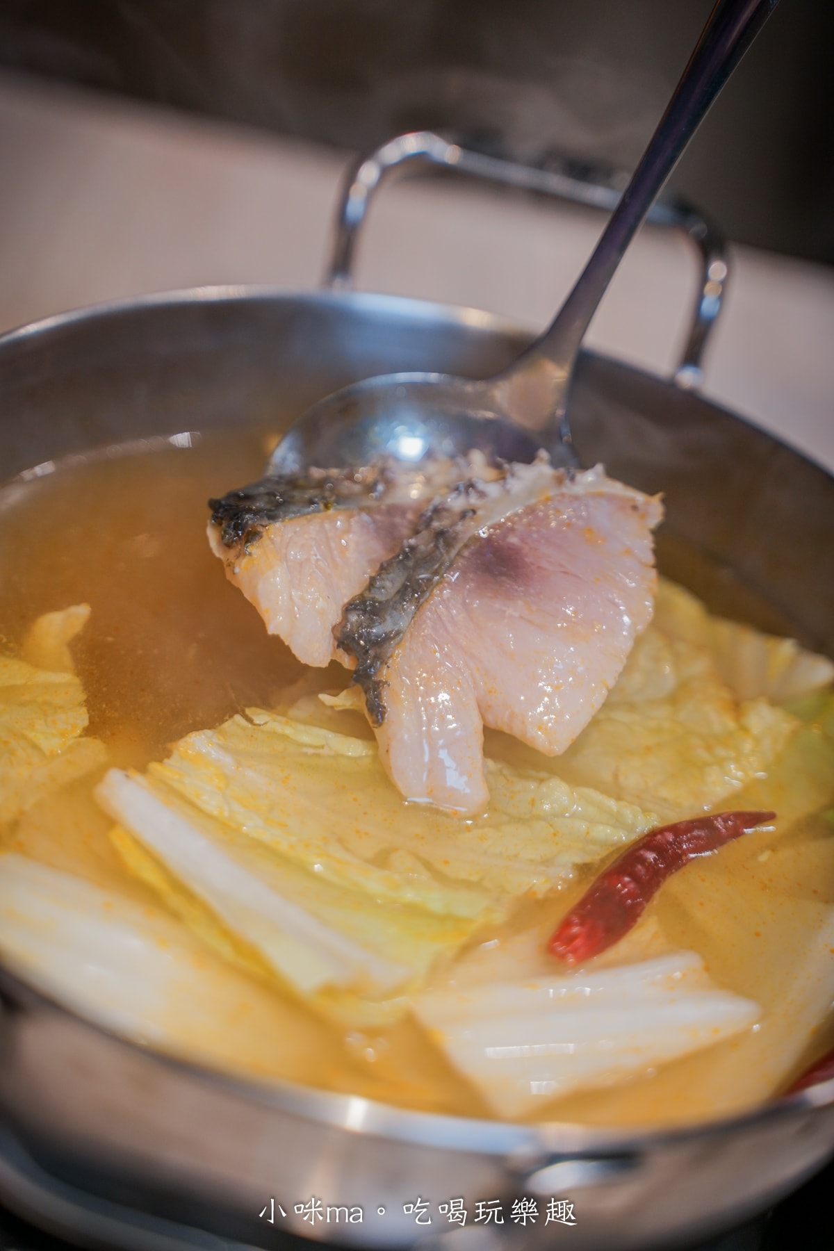 【公館涮涮鍋】宮綺火鍋 公館店|329元起吃的到大份量肉品、海鮮,蔬食bar、Hershey’s巧克力冰沙、大苑子芒果冰沙吃到飽,不收服務費 - 第19張圖 【公館涮涮鍋】宮綺火鍋 公館店|329元起吃的到大份量肉品、海鮮,蔬食bar、Hershey’s巧克力冰沙、大苑子芒果冰沙吃到飽,不收服務費