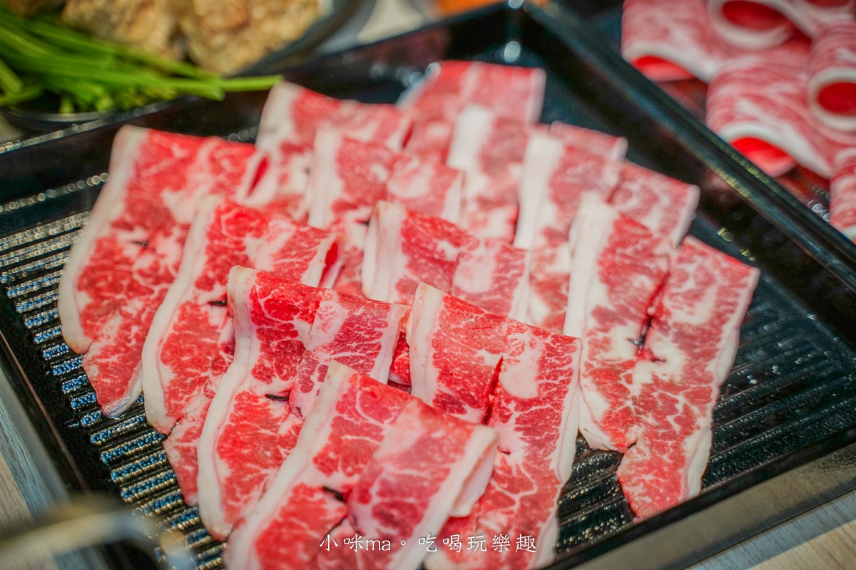 【公館涮涮鍋】宮綺火鍋 公館店|329元起吃的到大份量肉品、海鮮,蔬食bar、Hershey’s巧克力冰沙、大苑子芒果冰沙吃到飽,不收服務費 - 第21張圖 【公館涮涮鍋】宮綺火鍋 公館店|329元起吃的到大份量肉品、海鮮,蔬食bar、Hershey’s巧克力冰沙、大苑子芒果冰沙吃到飽,不收服務費
