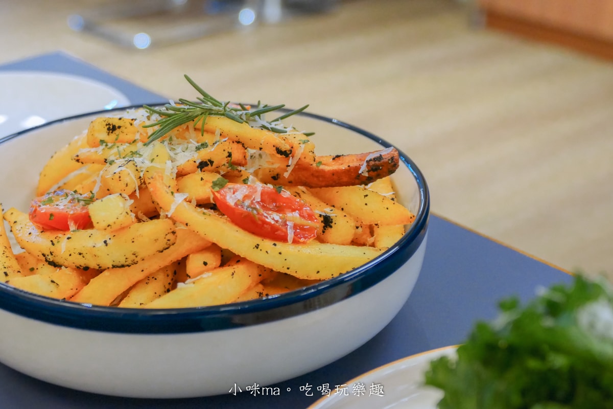 【台北不限時咖啡廳】Sweet & Sour Kitchen 重慶｜獨棟老宅咖啡廳Sweet & Sour Life開二店啦，每一層都充滿藝術感，捷運北門站