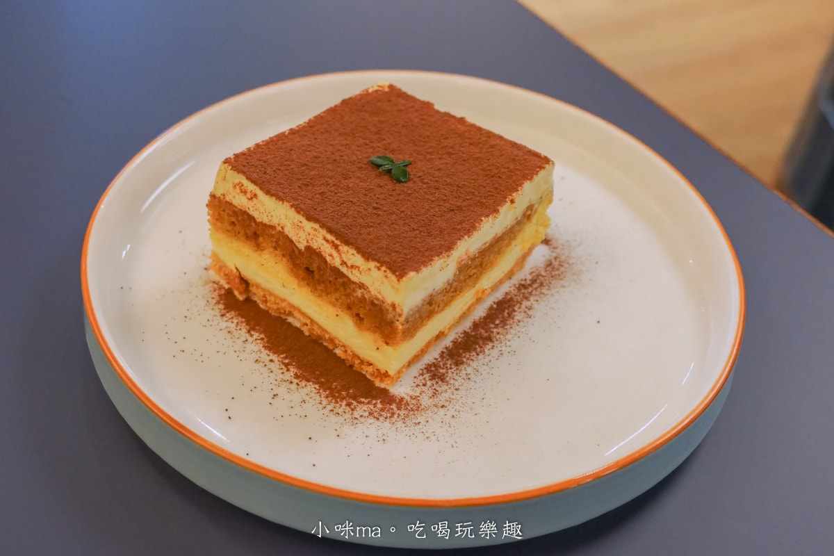 【台北不限時咖啡廳】Sweet & Sour Kitchen 重慶｜獨棟老宅咖啡廳Sweet & Sour Life開二店啦，每一層都充滿藝術感，捷運北門站