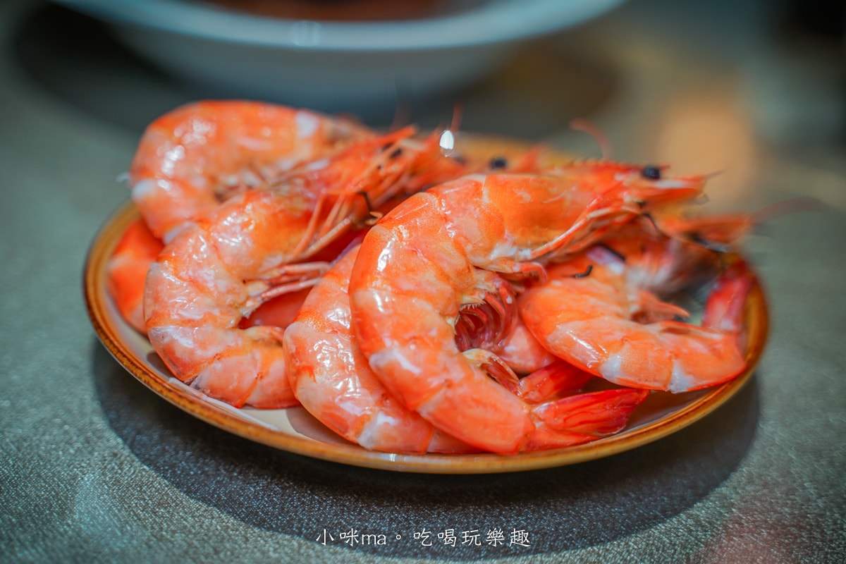 【汐止美食】銘記越南美食｜汐止人大推的越式料理！景觀庭院、上百道越式美味、免費停車場，聚會絕佳首選