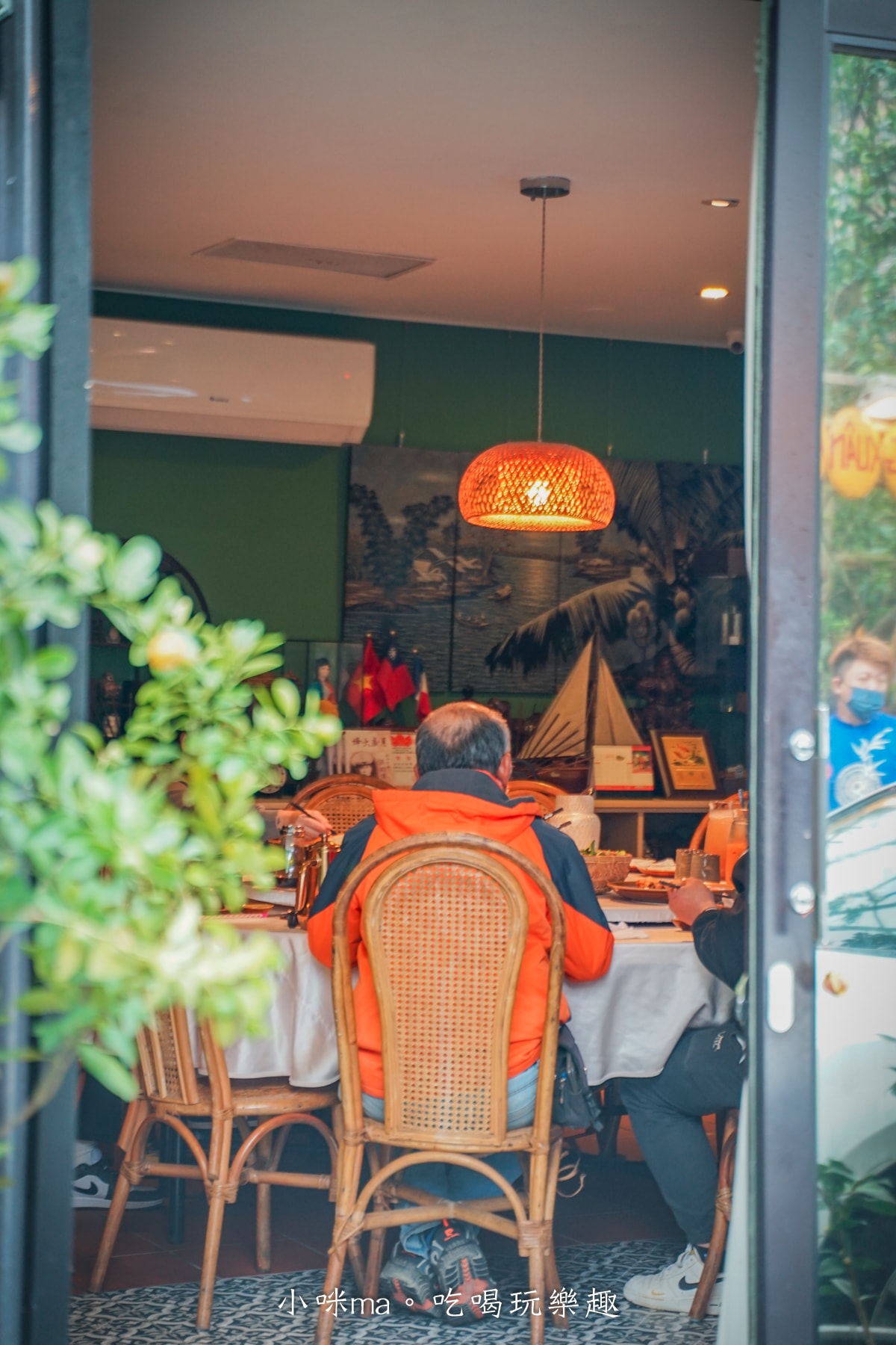 【汐止美食】銘記越南美食｜汐止人大推的越式料理！景觀庭院、上百道越式美味、免費停車場，聚會絕佳首選