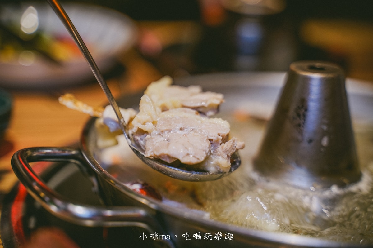 【基隆美食】狸小路燒肉專賣店 基隆廟口店|基隆超人氣老字號燒肉專賣店!!燒肉、鍋物一次get,基隆廟口美食 - 第12張圖 【基隆美食】狸小路燒肉專賣店 基隆廟口店|基隆超人氣老字號燒肉專賣店!!燒肉、鍋物一次get,基隆廟口美食