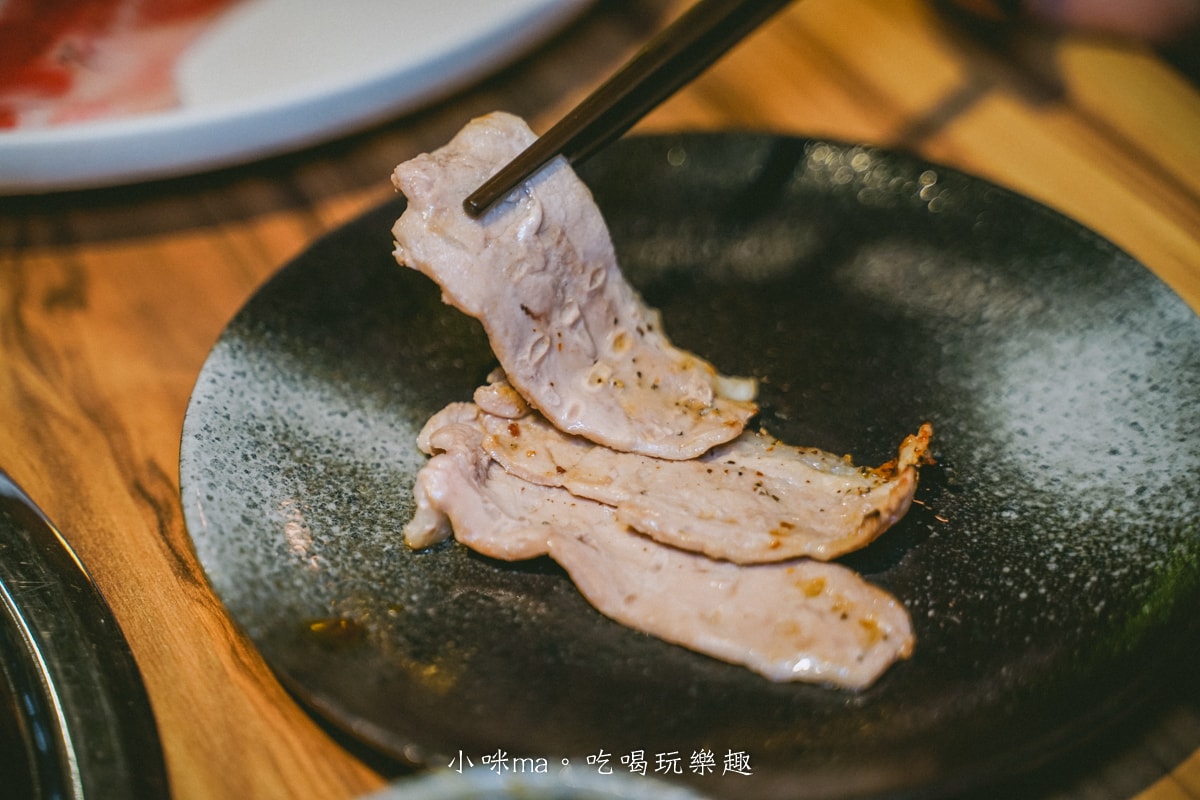 【基隆美食】狸小路燒肉專賣店 基隆廟口店|基隆超人氣老字號燒肉專賣店!!燒肉、鍋物一次get,基隆廟口美食 - 第36張圖 【基隆美食】狸小路燒肉專賣店 基隆廟口店|基隆超人氣老字號燒肉專賣店!!燒肉、鍋物一次get,基隆廟口美食