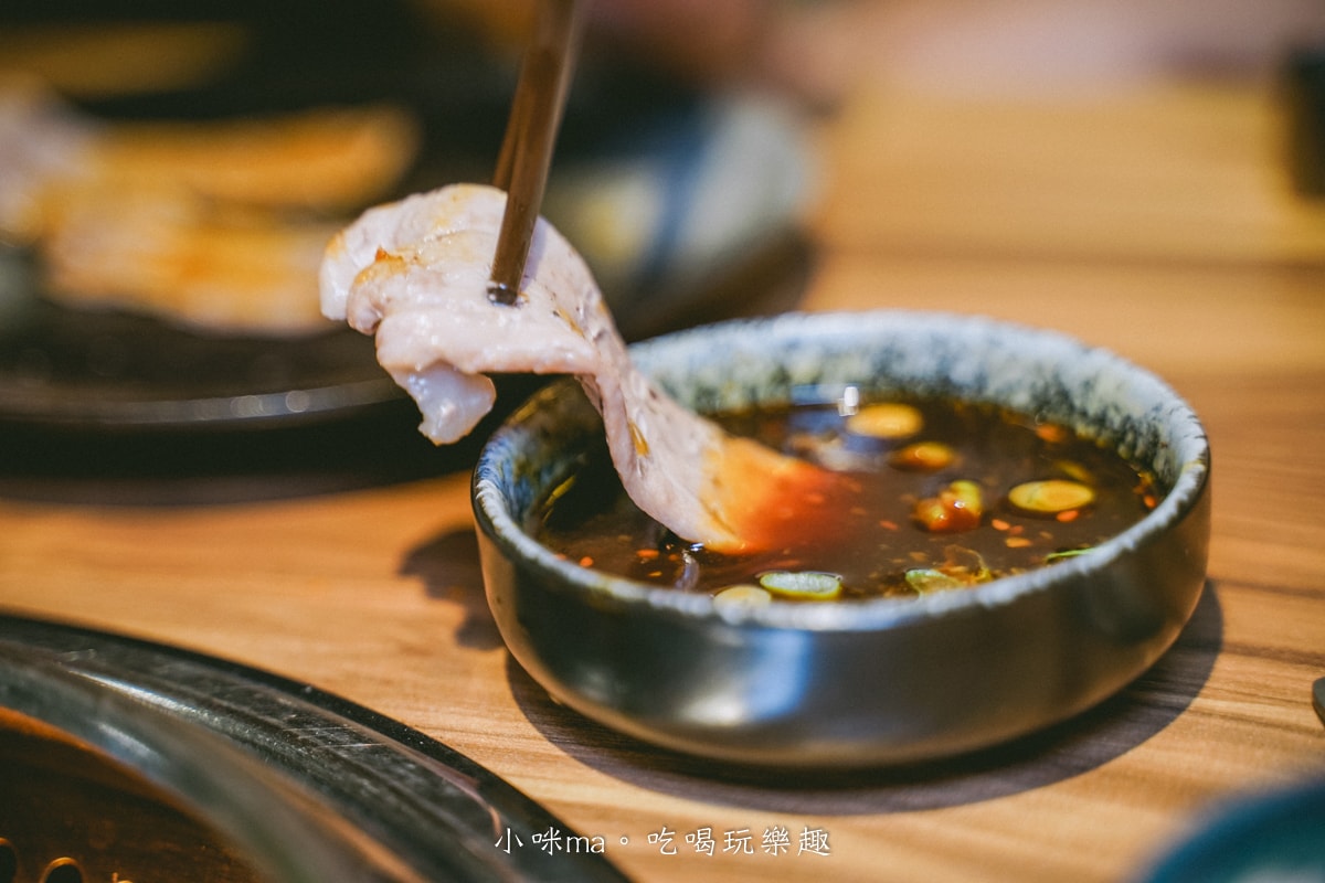 【基隆美食】狸小路燒肉專賣店 基隆廟口店|基隆超人氣老字號燒肉專賣店!!燒肉、鍋物一次get,基隆廟口美食 - 第37張圖 【基隆美食】狸小路燒肉專賣店 基隆廟口店|基隆超人氣老字號燒肉專賣店!!燒肉、鍋物一次get,基隆廟口美食