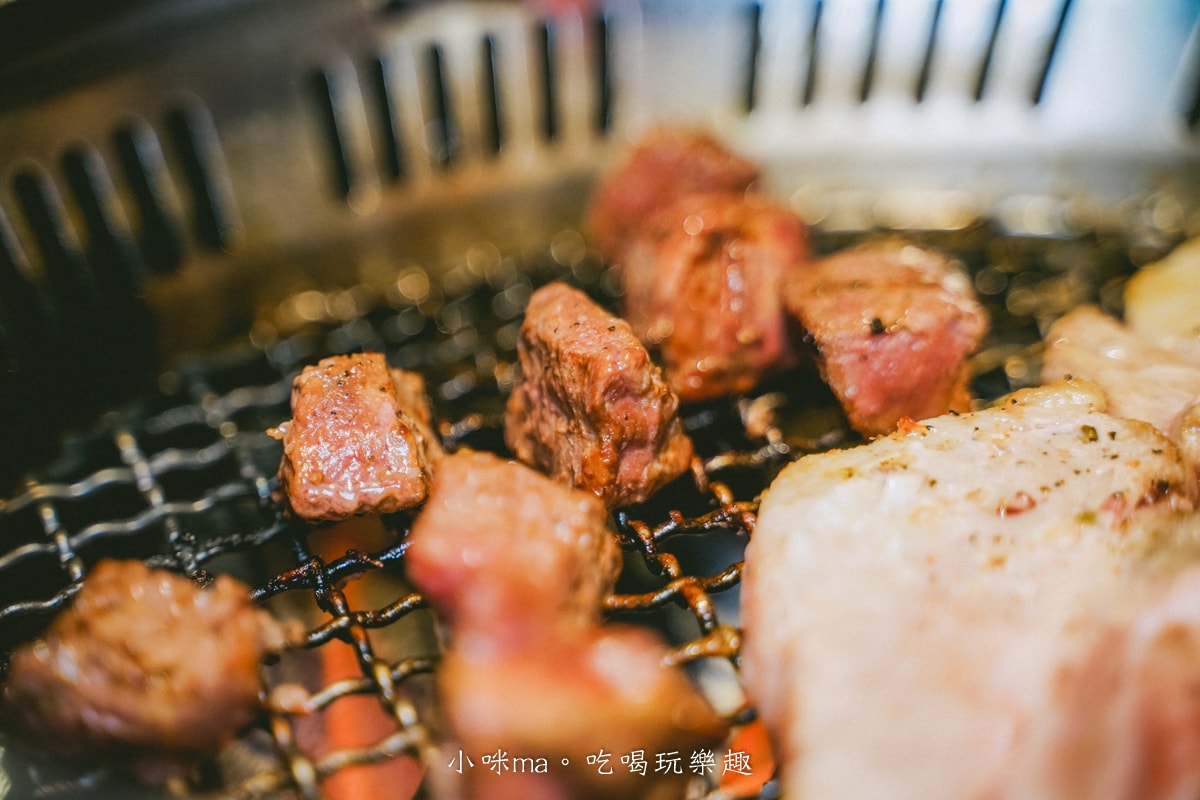 【基隆美食】狸小路燒肉專賣店 基隆廟口店|基隆超人氣老字號燒肉專賣店!!燒肉、鍋物一次get,基隆廟口美食 - 第34張圖 【基隆美食】狸小路燒肉專賣店 基隆廟口店|基隆超人氣老字號燒肉專賣店!!燒肉、鍋物一次get,基隆廟口美食