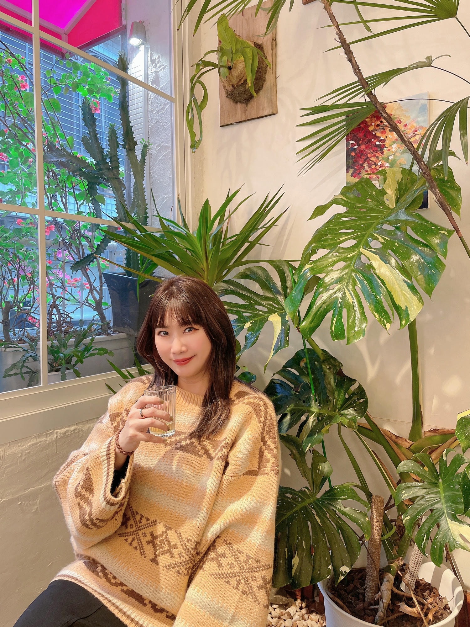 【中山不限時咖啡廳】TingRoom.coffee 燈聚咖啡｜藏在鬧區2樓裡的森林系咖啡廳！手作大份量美味餐點 x 選物空間，平日不限時、提供插座，捷運中山站