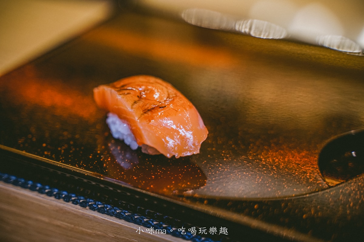 【中永和約會慶生餐廳】鮨明吟Sushi Mingyin｜星級日料酥炸小河豚、鑽石最中餅這裡才吃的到，生日、慶祝、聚餐首選餐廳，永和日本料理推薦 / 永和高級餐廳推薦