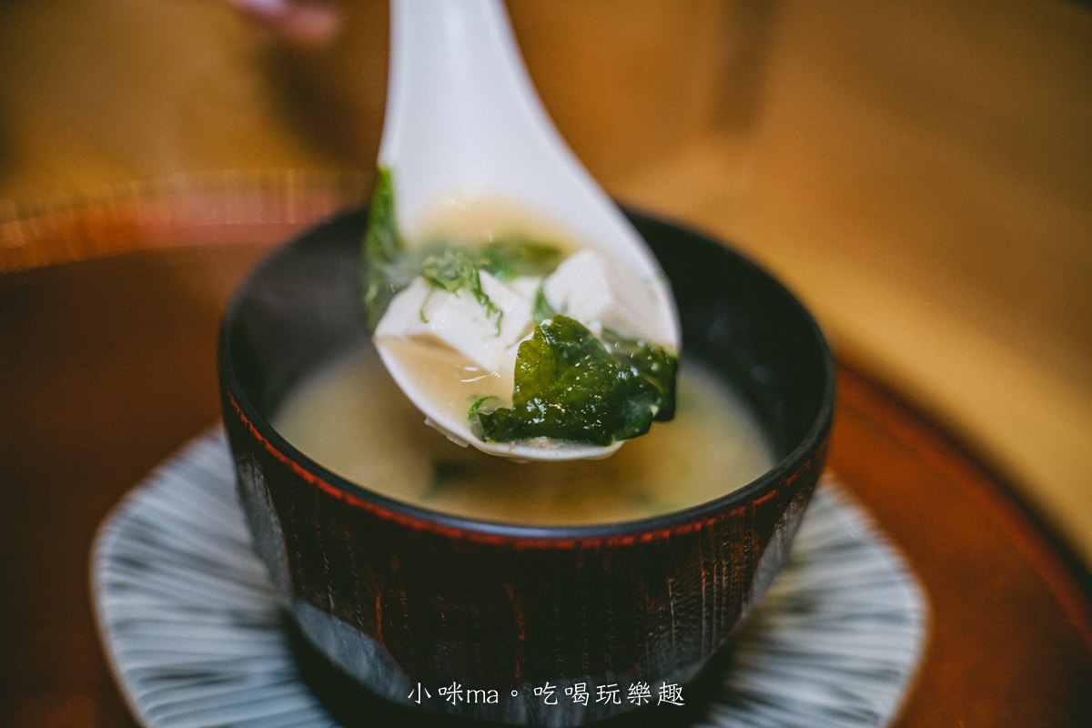 【中永和約會慶生餐廳】鮨明吟Sushi Mingyin｜星級日料酥炸小河豚、鑽石最中餅這裡才吃的到，生日、慶祝、聚餐首選餐廳，永和日本料理推薦 / 永和高級餐廳推薦