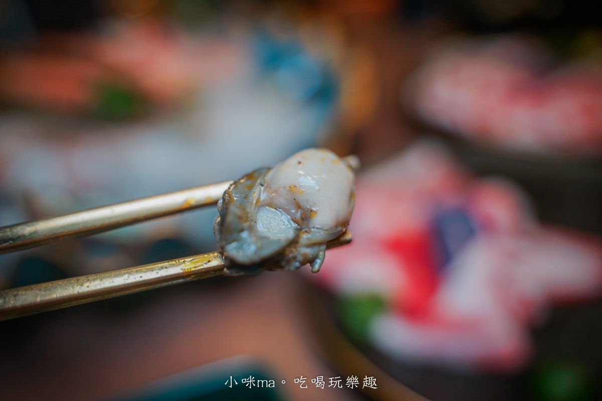 【桃園火鍋】金蒔鍋物-桃園站前店｜華麗餐酒館般的高質感鍋物店，近30種蔬食、飲料、麵食自助吧吃到飽，桃園火車站美食