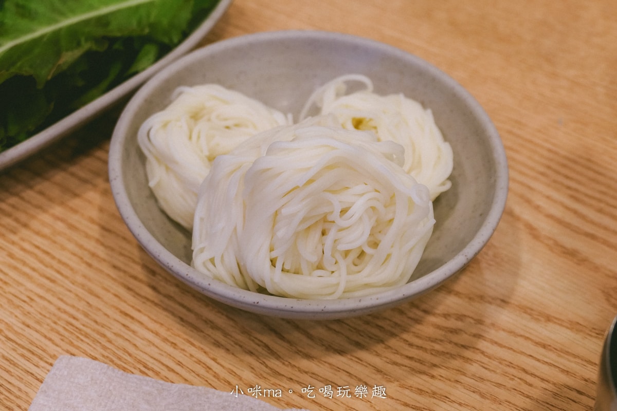 【釜山美食】密陽血腸豬肉湯飯 西面店|24小時營業的湯飯,醒酒湯比豬肉湯飯還好吃,白切肉也要點起來,有中文菜單 - 第13張圖 【釜山美食】密陽血腸豬肉湯飯 西面店|24小時營業的湯飯,醒酒湯比豬肉湯飯還好吃,白切肉也要點起來,有中文菜單
