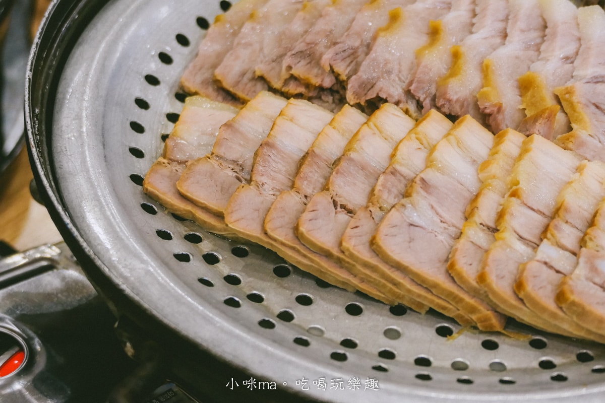 【釜山美食】密陽血腸豬肉湯飯 西面店|24小時營業的湯飯,醒酒湯比豬肉湯飯還好吃,白切肉也要點起來,有中文菜單 - 第19張圖 【釜山美食】密陽血腸豬肉湯飯 西面店|24小時營業的湯飯,醒酒湯比豬肉湯飯還好吃,白切肉也要點起來,有中文菜單