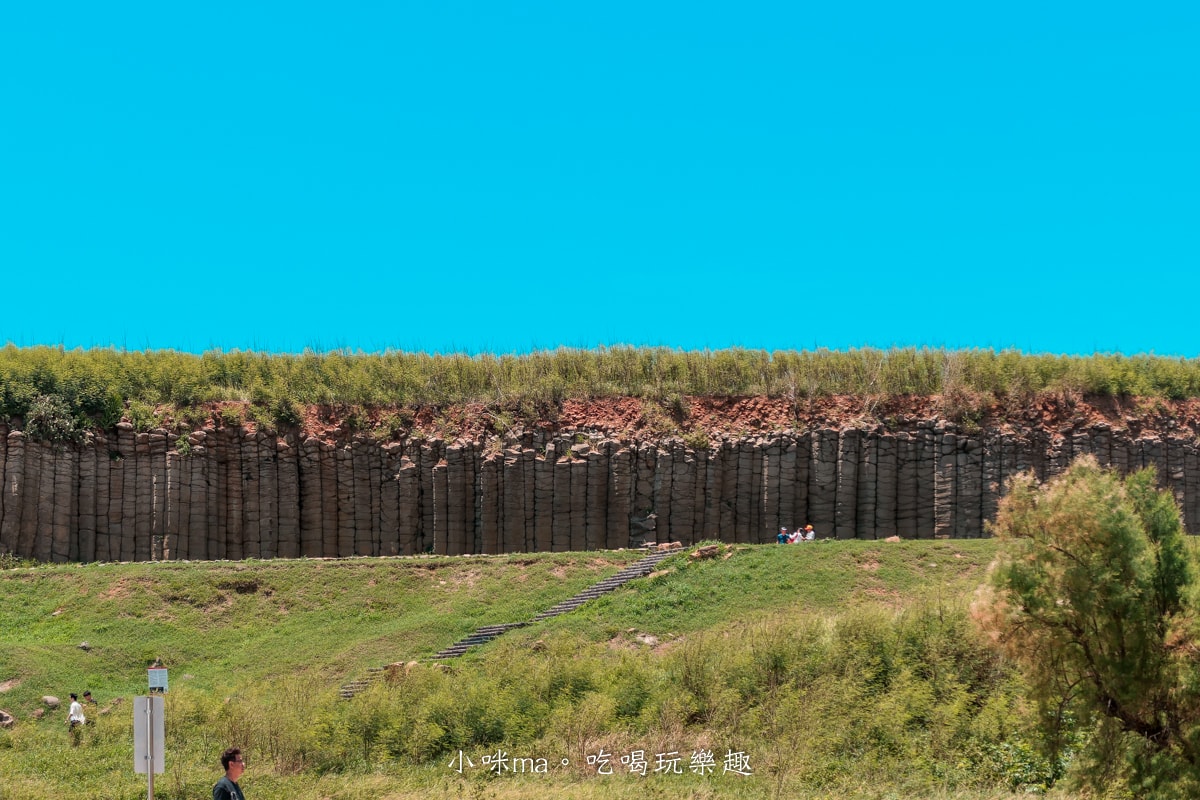 【澎湖景點】池東大菓葉玄武岩|世界級遺跡,澎湖必訪壯闊瀑布岩石,好停車、有公廁,澎湖西嶼景點 - 第8張圖 【澎湖景點】池東大菓葉玄武岩|世界級遺跡,澎湖必訪壯闊瀑布岩石,好停車、有公廁,澎湖西嶼景點