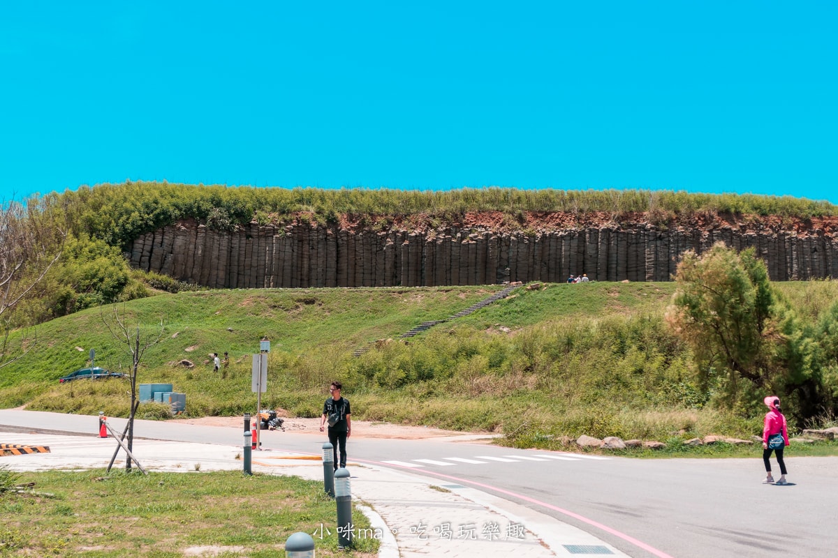 【澎湖景點】池東大菓葉玄武岩|世界級遺跡,澎湖必訪壯闊瀑布岩石,好停車、有公廁,澎湖西嶼景點 - 第6張圖 【澎湖景點】池東大菓葉玄武岩|世界級遺跡,澎湖必訪壯闊瀑布岩石,好停車、有公廁,澎湖西嶼景點