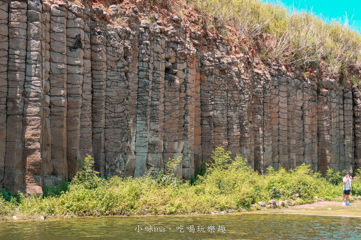 【澎湖景點】池東大菓葉玄武岩|世界級遺跡,澎湖必訪壯闊瀑布岩石,好停車、有公廁,澎湖西嶼景點 - 第12張圖 【澎湖景點】池東大菓葉玄武岩|世界級遺跡,澎湖必訪壯闊瀑布岩石,好停車、有公廁,澎湖西嶼景點