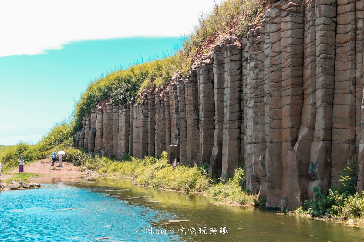 【澎湖景點】池東大菓葉玄武岩|世界級遺跡,澎湖必訪壯闊瀑布岩石,好停車、有公廁,澎湖西嶼景點 - 第2張圖 【澎湖景點】池東大菓葉玄武岩|世界級遺跡,澎湖必訪壯闊瀑布岩石,好停車、有公廁,澎湖西嶼景點