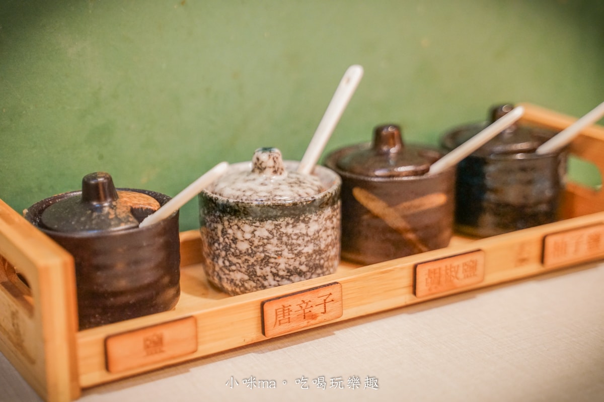 【新莊燒肉吃到飽推薦】饞饞燒肉 PLUS+|輔大最夯的火烤兩吃,日本生食級生蠔、大干貝、和牛吃到飽任你選!最低598起,新莊輔大美食推薦(附菜單) - 第19張圖 【新莊燒肉吃到飽推薦】饞饞燒肉 PLUS+|輔大最夯的火烤兩吃,日本生食級生蠔、大干貝、和牛吃到飽任你選!最低598起,新莊輔大美食推薦(附菜單)