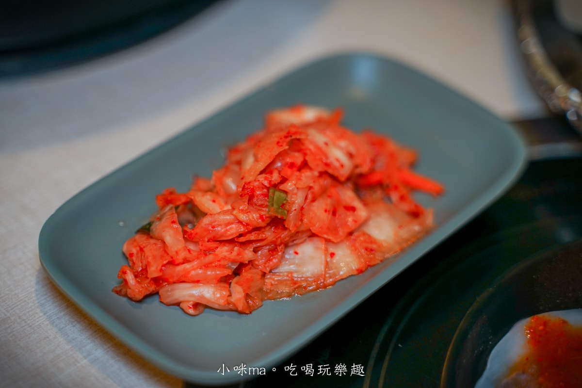 【新莊燒肉吃到飽推薦】饞饞燒肉 PLUS+|輔大最夯的火烤兩吃,日本生食級生蠔、大干貝、和牛吃到飽任你選!最低598起,新莊輔大美食推薦(附菜單) - 第21張圖 【新莊燒肉吃到飽推薦】饞饞燒肉 PLUS+|輔大最夯的火烤兩吃,日本生食級生蠔、大干貝、和牛吃到飽任你選!最低598起,新莊輔大美食推薦(附菜單)