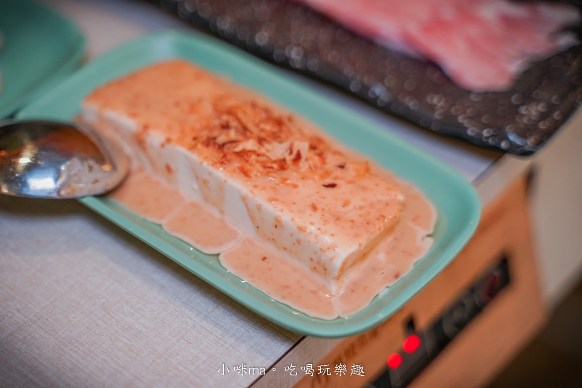 【新莊燒肉吃到飽推薦】饞饞燒肉 PLUS+|輔大最夯的火烤兩吃,日本生食級生蠔、大干貝、和牛吃到飽任你選!最低598起,新莊輔大美食推薦(附菜單) - 第26張圖 【新莊燒肉吃到飽推薦】饞饞燒肉 PLUS+|輔大最夯的火烤兩吃,日本生食級生蠔、大干貝、和牛吃到飽任你選!最低598起,新莊輔大美食推薦(附菜單)