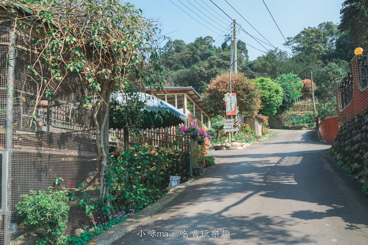 【桃園親子景點】三和青創基地-繞山花|免門票多肉植物園,DIY多肉盆栽太療癒,晴天、雨天這裡都好好玩~,龍潭美食 - 第4張圖 【桃園親子景點】三和青創基地-繞山花|免門票多肉植物園,DIY多肉盆栽太療癒,晴天、雨天這裡都好好玩~,龍潭美食